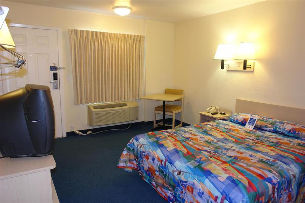Motel 6-Simi Valley, Ca Номер фото